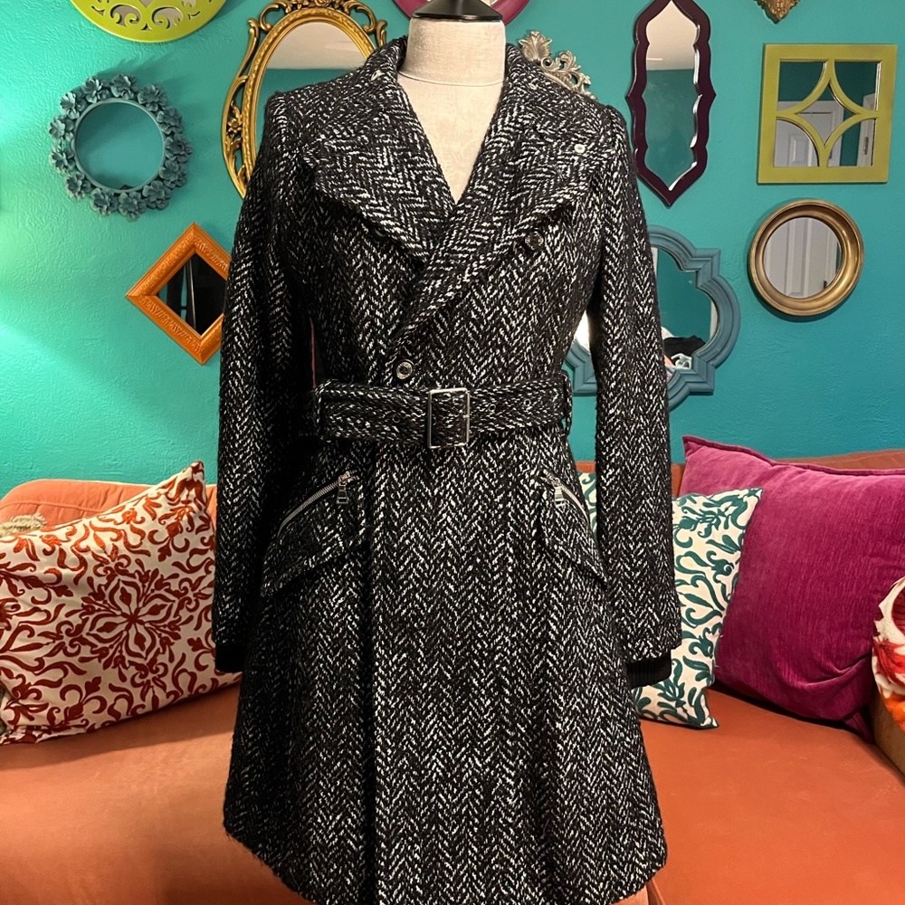 Black and White Express Belted Trench Coat